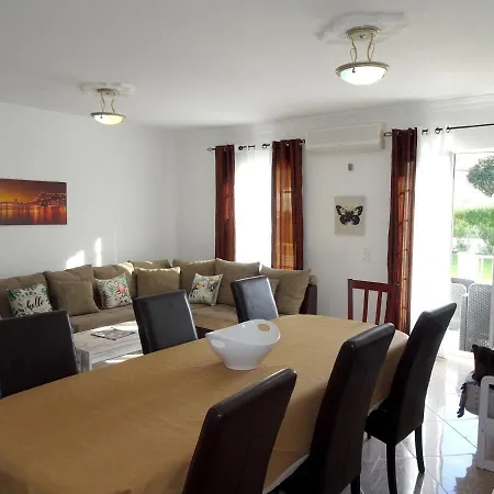 Villa Cip V5 Pinhal Ii *